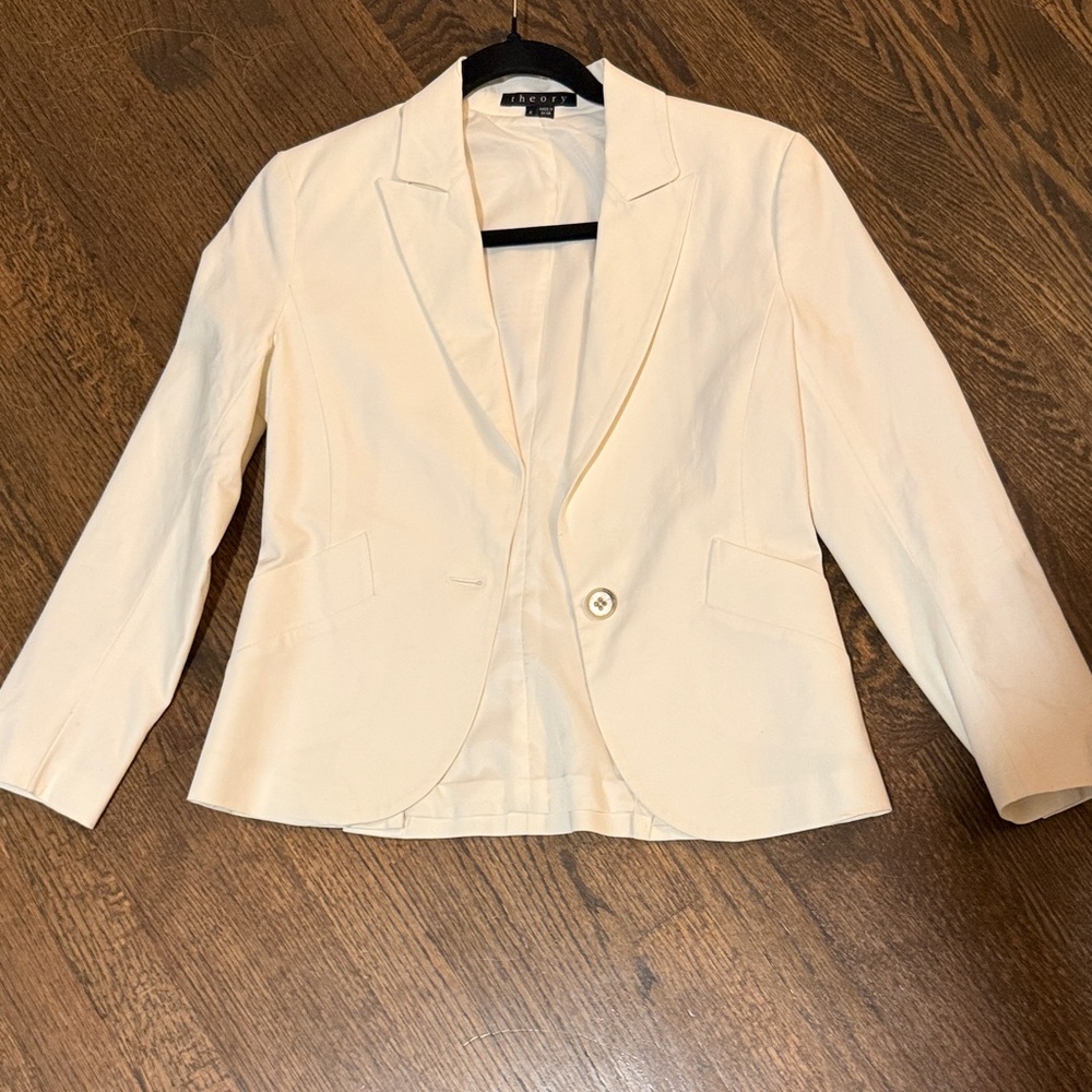 Theory Women's Cream Single-Button crop Blazer sz 4